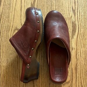 Frye Burgundy Clara Campus Leather Clogs with Studded Accents